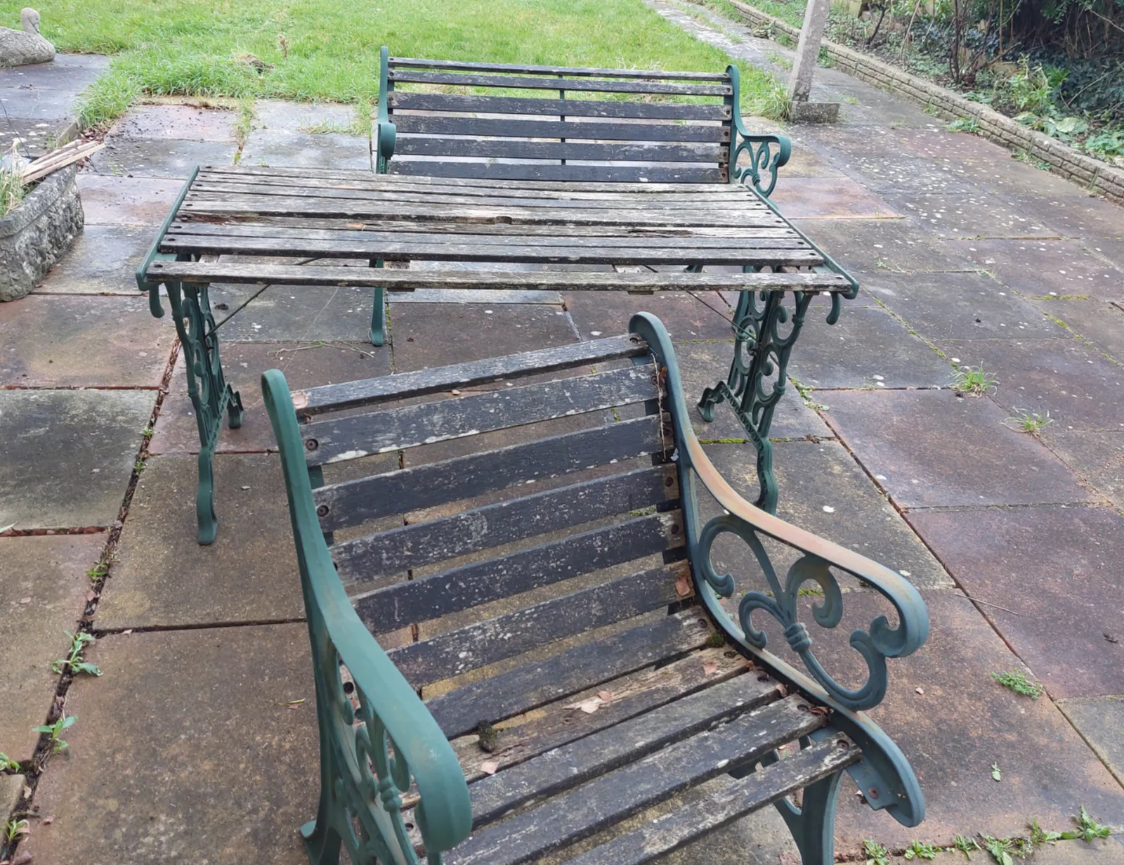 Garden table, chairs and bench before restoration