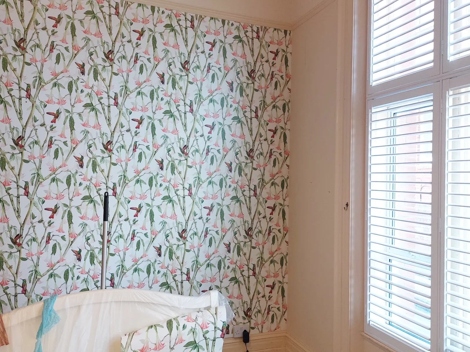 Finished wallpapering